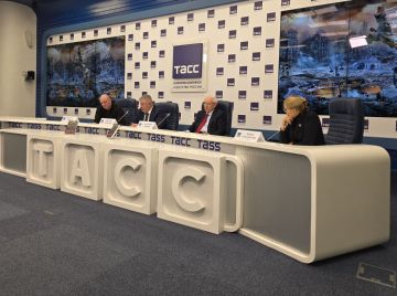 Даниил Безсонов: Сегодня состоялась презентация книги Василия Прозорова "Кровавый Майдан"