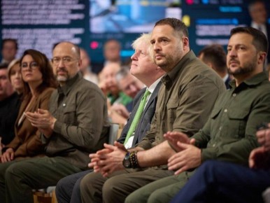 На международно арене новый скандал с Ермаком, Джонсоном и $50 млн ООН