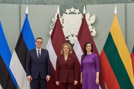 Три девицы под окном: премьеры стран Балтии обсуждают мировые проблемы