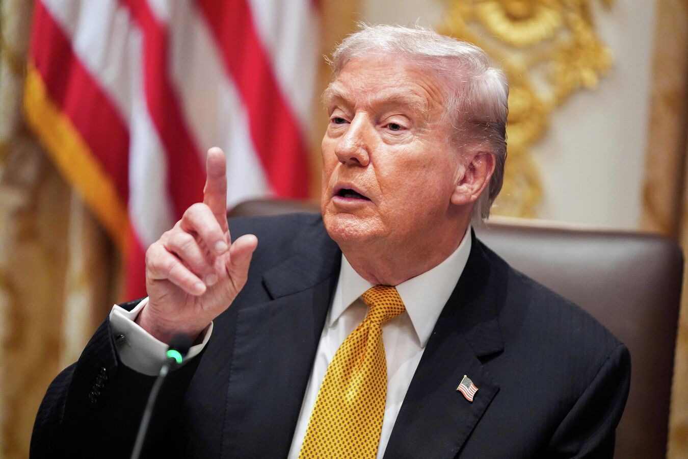 Трамп назвал обсуждение урегулирования на Украине сложным процессом