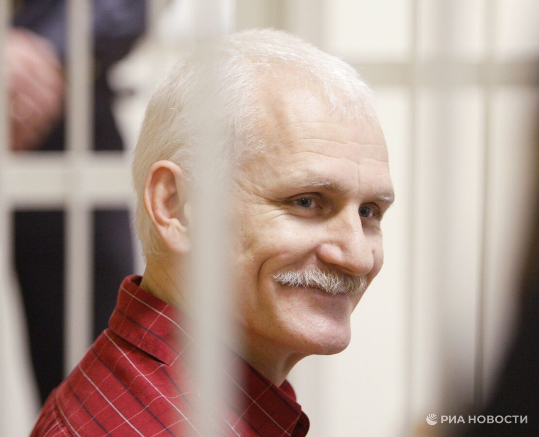 Девять помилованных в Белоруссии человек находятся в Литве, пишут СМИ