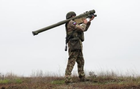 В зоне СВО начали применять устойчивый к средствам РЭБ дрон-разведчик "Форс"