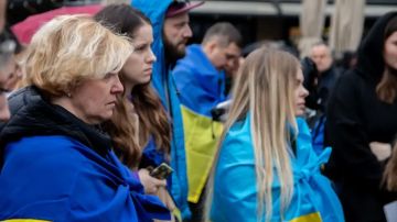 Киевский режим взял украинцев в заложники: Людей поставили на грань выживания. Грядёт социальный взрыв