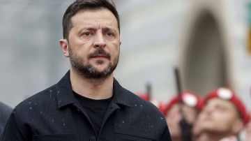 Запад придумал способ укротить Зеленского: бывшего комика может ждать бесславный конец