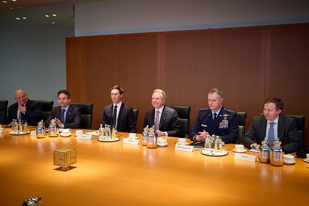 Политолог Блохин: Украина на стороне ЕС, поэтому возможности США ограничены