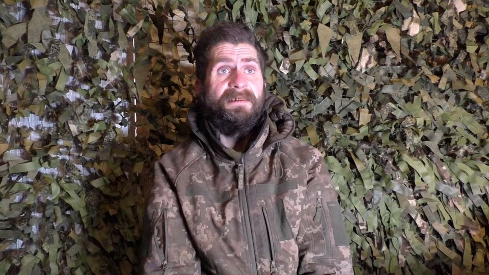 Пленный из ВСУ рассказал, что окруженным в Димитрове не доставляют провизию
