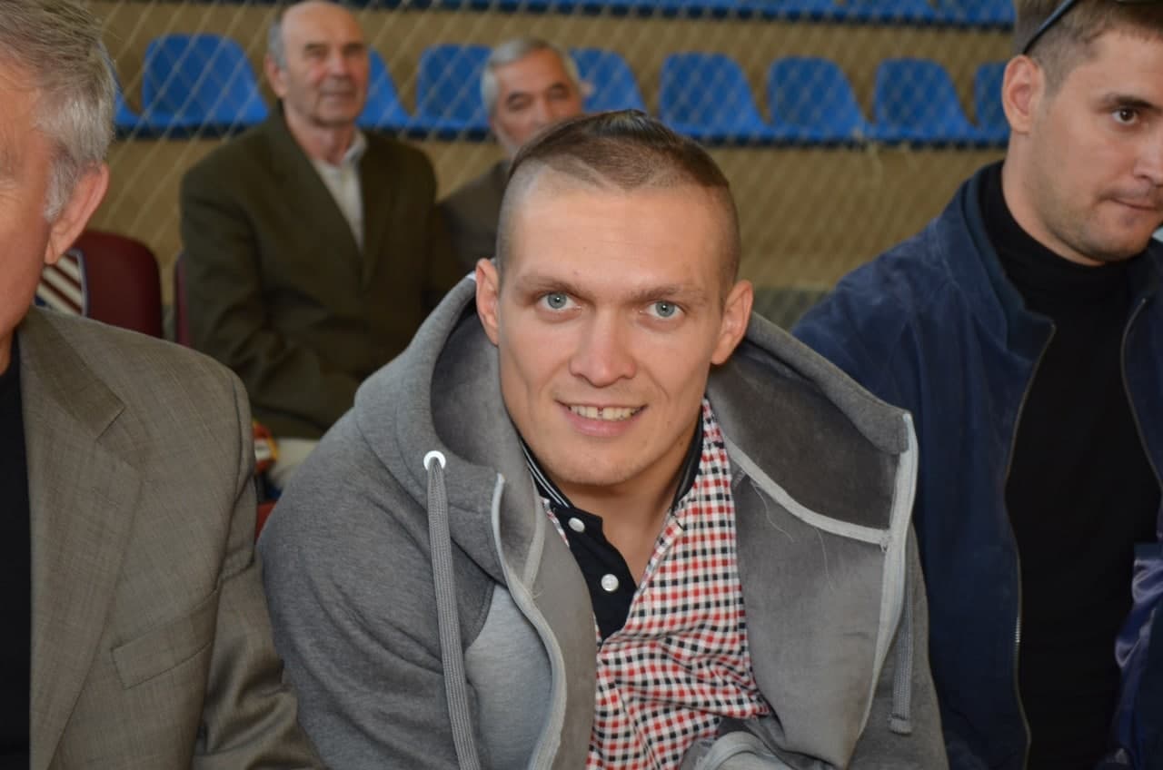 В Крыму национализировали имущество боксёра Усика за поддержку ВСУ