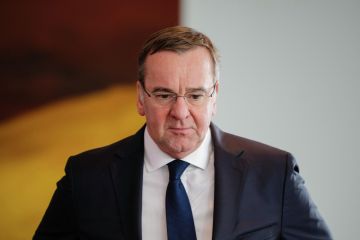 Писториус сообщил о планах передать Украине ракеты Sidewinder