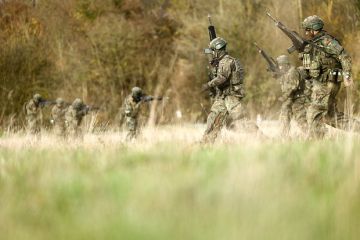 Генерал Катер заявил, что у многонациональных сил на Украине не будет шансов