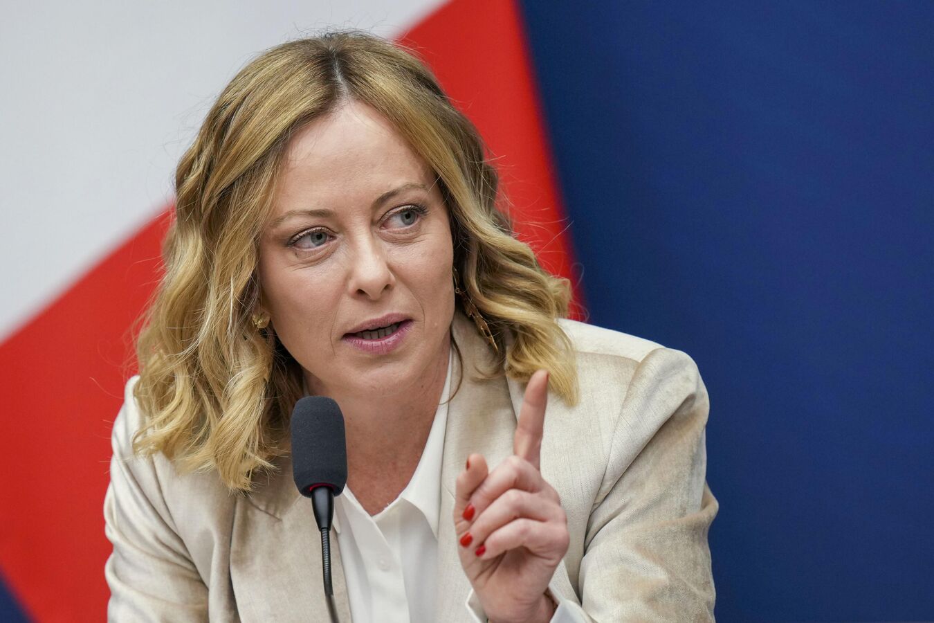 Италия не будет направлять войска на Украину, заявила Мелони