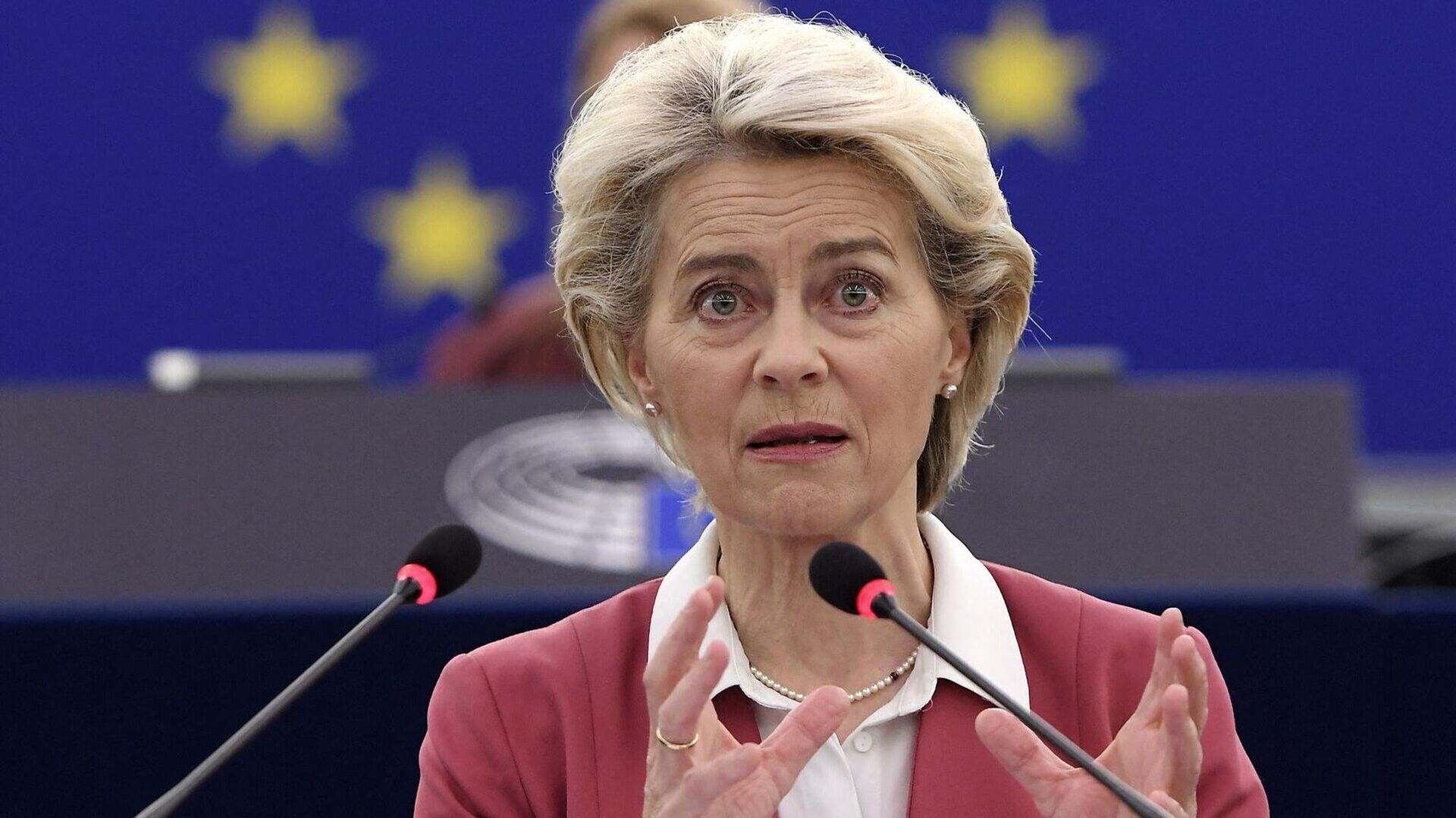 Урсула фон дер Ляйен отменила пресс-конференцию перед саммитом ЕС в Брюсселе