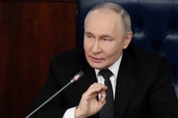 ФОМ: большинство россиян уверены, что прямая линия с Путиным необходима