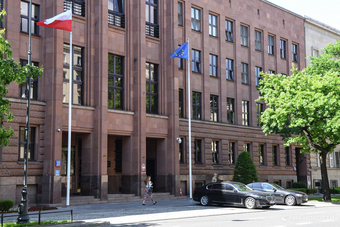 В МИД Польши возмутились составом, утвержденным на встречу с Зеленским