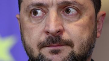 КМИС (Киев): 60% украинцев считают, что Зеленский лично виновен в коррупции