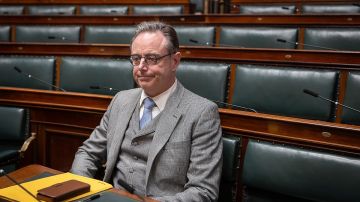 ����������� ������������ ��������: � ������� ������� ������� ���� � ������ �� ������� �� � ����� ��� �����