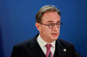 �������-������� ������� ���� �� �����, ��������� ���� ����������� ���������� ������������ �������, �� �����-����������� ������� ��� ��, ��� � ���� ���� ���� ��� �����-�����������