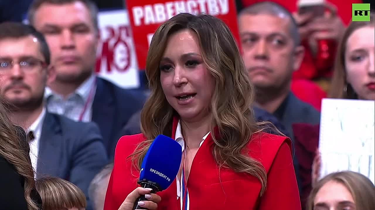 — Владимир Владимирович, а вы влюблены?