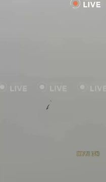 Юлия Витязева: Видео с летающим дроном с российским флагом в небе над Киевом — подделка, заявила Киевская полиция