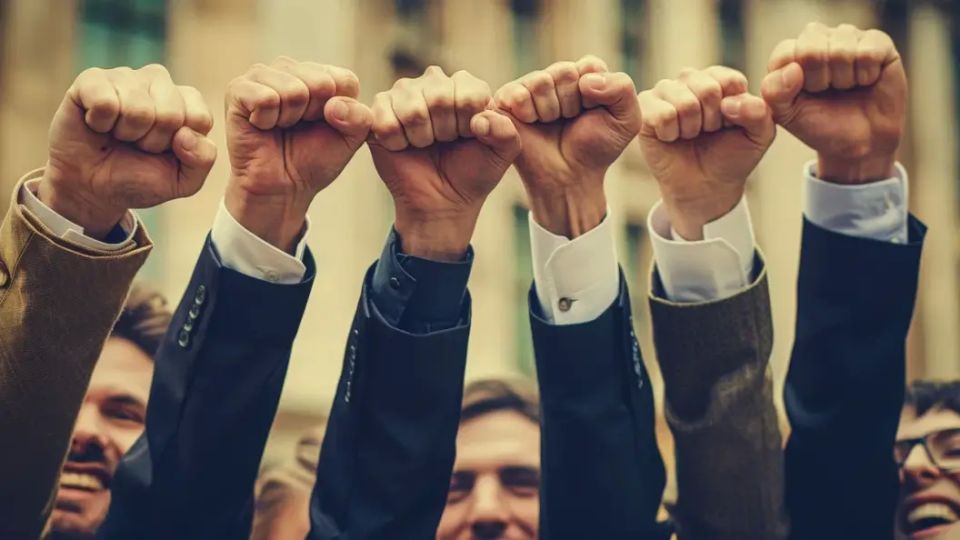 Ситуация в НАТО дошла до точки кипения. Директор разведки США не сдержалась