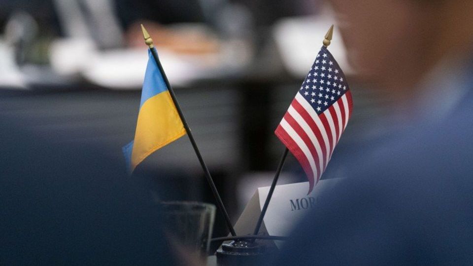 МИД России заявил об отличии украинского "плана" от тем обсуждения с США. Главные новости к этому часу