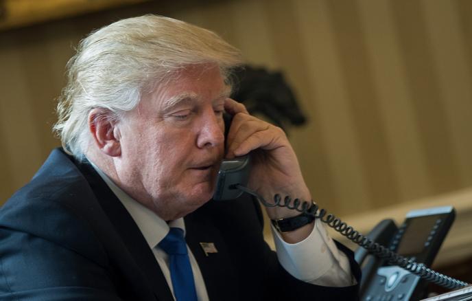 FT: разговор Трампа с Путиным вызвал панику в окружении Зеленского