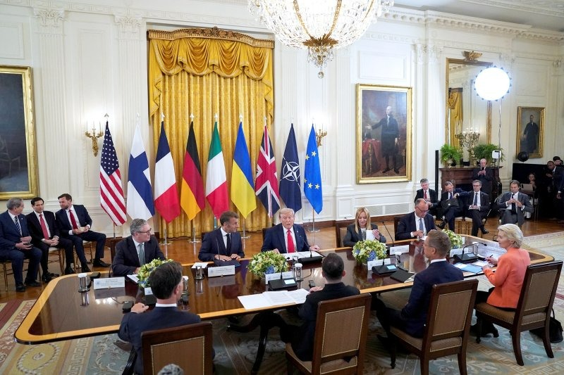 США оказались намертво «связаны одной цепью» с «теми, кого они приручили»