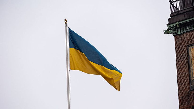 Польский политик Климас призвал потребовать от Украины сноса памятников Бандере