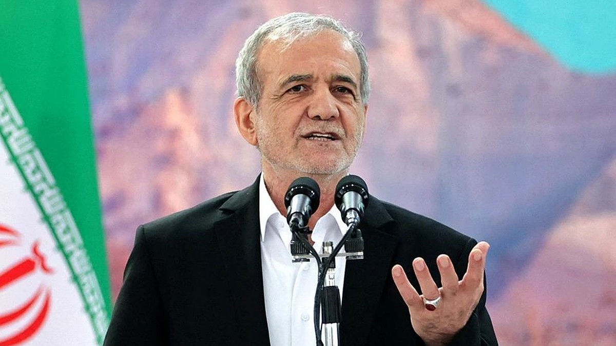 Пезешкиан в разговоре с Путиным осудил атаку ВСУ на его резиденцию