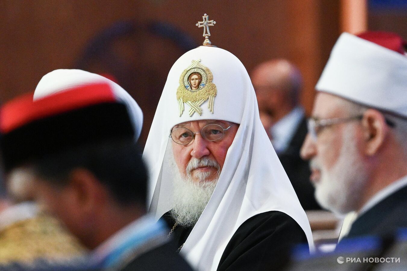 Патриарх Кирилл призвал молиться за добрые перемены на Украине