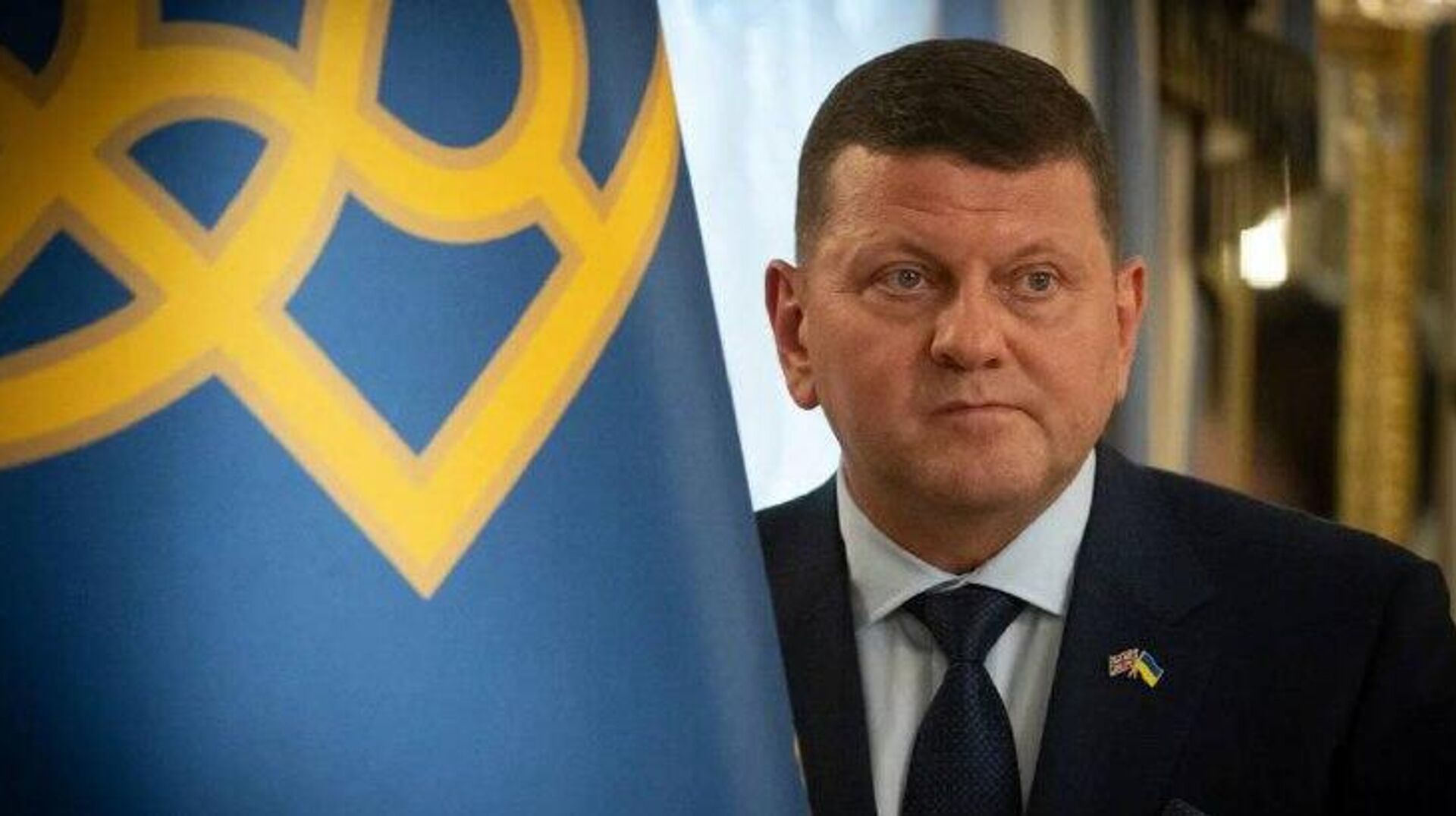 "Вы слышите? Грохочут сапоги". Зачем Залужного Лондон возвращает в Киев