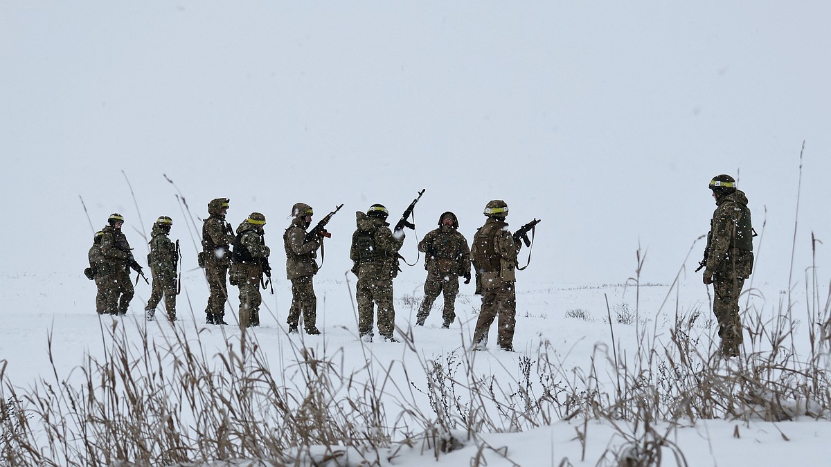 ВСУ более двух недель комплектовали подразделения для контратак у Лимана