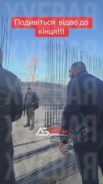 � ������ ������� ��������� ������ ������� �������� � ������� � ������� ���������� ��-�� ����, ��� ��� ������� ���������� ������ � �������� �� ������� �����