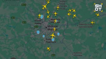 Около 50 рейсов задерживаются в аэропорту Внуково из-за ВСУшных беспилотников в небе, — SHOT