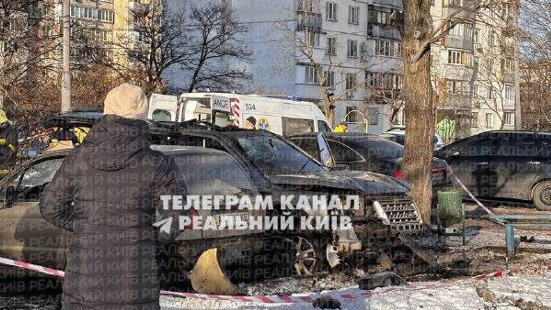 Внедорожник взорвался в Оболонском районе Киева — есть раненые