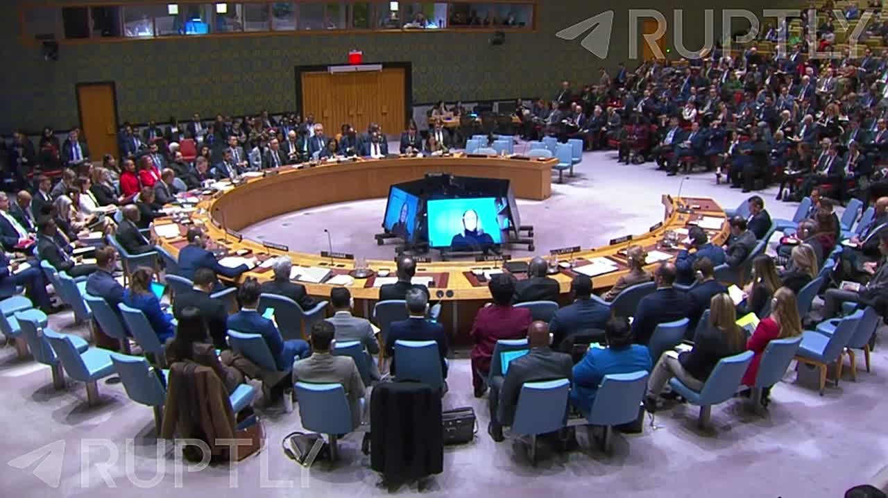 «Если ООН признает легитимность наркоторговца и называет его демократически избранным президентом, то что это за организация такая?» — постоянный представитель США при ООН Майкл Уолтц про Зеленского Мадуро