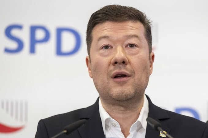 Глава МИД Чехии встретился с послом Украины из-за критики спикера палаты депутатов чешского парламента Окамуры