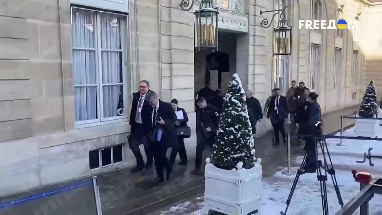 Новый глава Офиса президента Буданов прибыл на саммит в Париж вместе с Зеленским