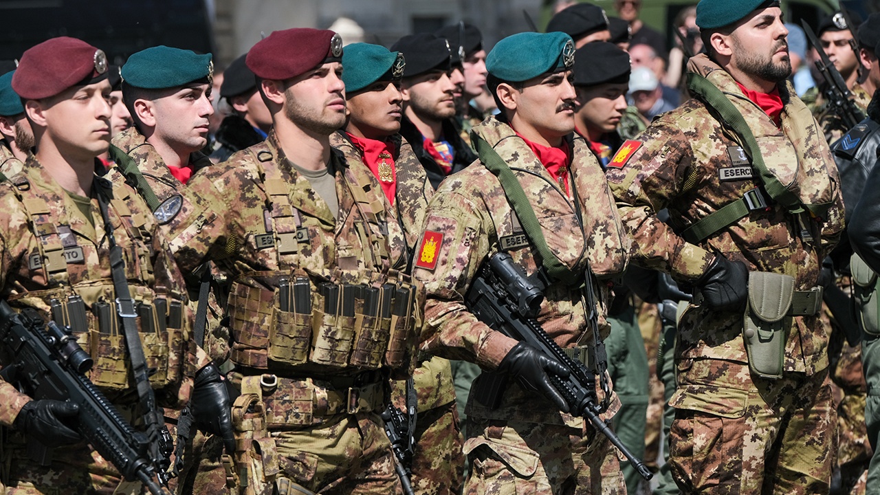 Италия отказалась отправлять своих военных на Украину