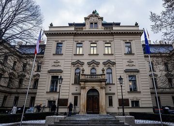 ��������� �����. � ����� ������� ���� ������ ������� � ������� ����� ����-��������� ������ �� ������ ������������� ����������, ������� � �� ���� ��. ����� �� ����� ������� ����� �� ������ ������ ��������� (������ ������)...