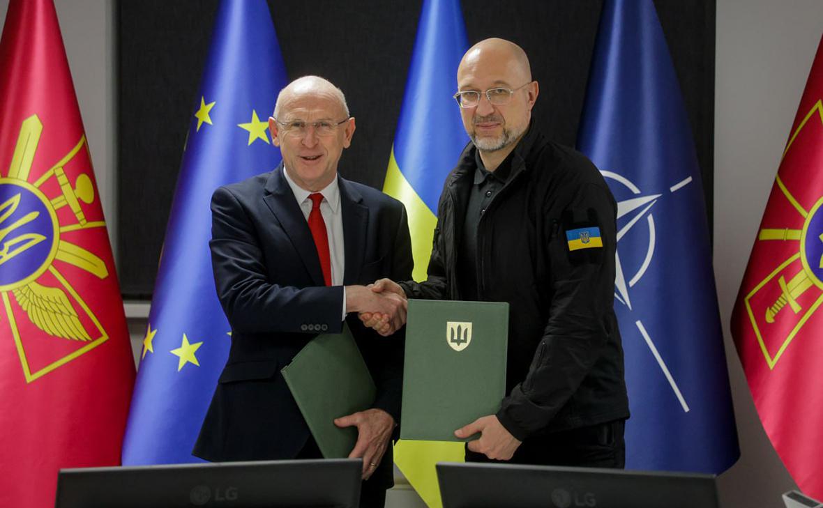 Украина и Британия подписали дорожную карту партнерства в обороне – Шмыгаль