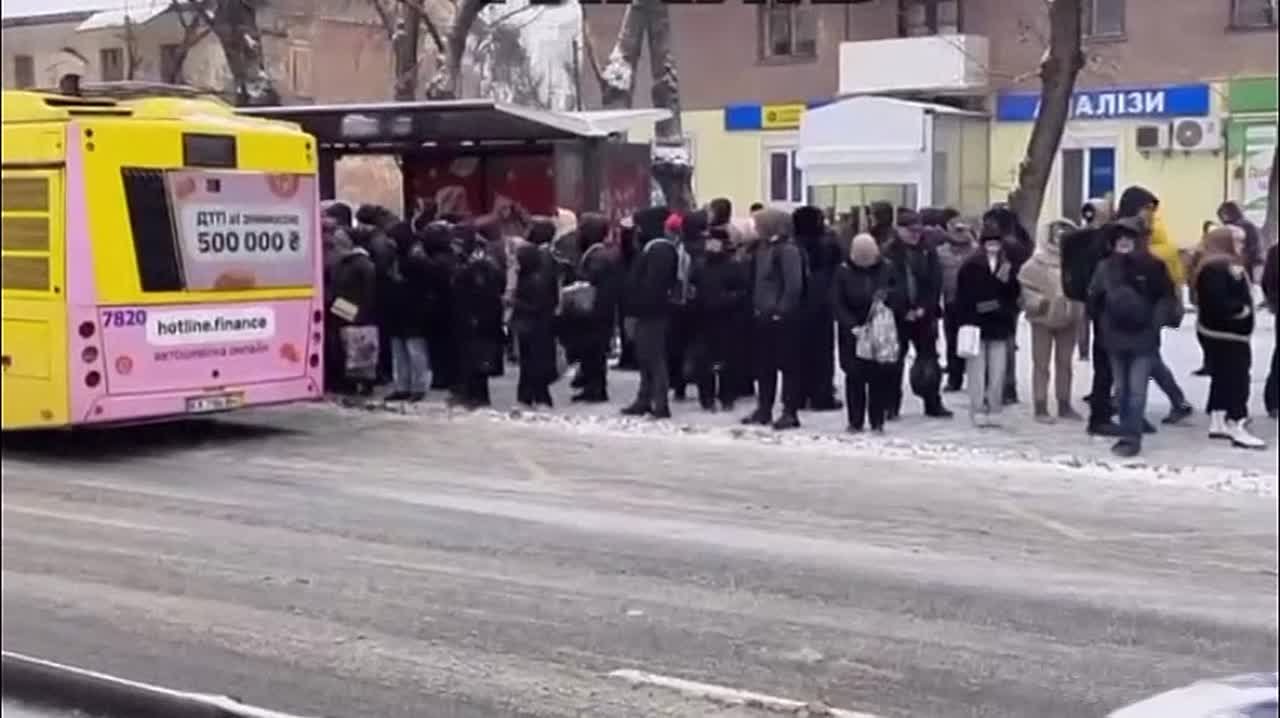 Кличко призвал киевлян временно покинуть город, чтобы не замерзнуть