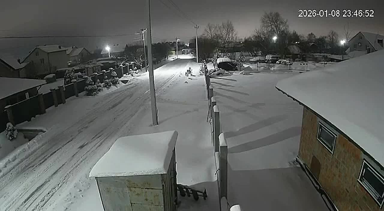 Сегодня ночью по цели во Львовской области был нанесён удар новейшим ракетным комплексом "Орешник"