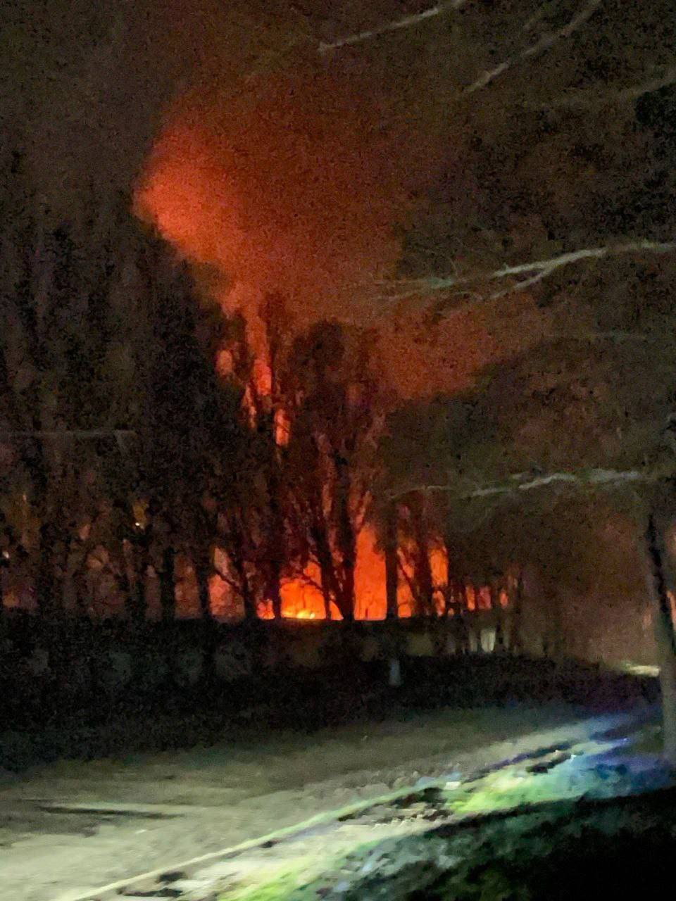 В Днепропетровске продолжается частичный блэкаут после ночных прилётов по энергетической инфраструктуре