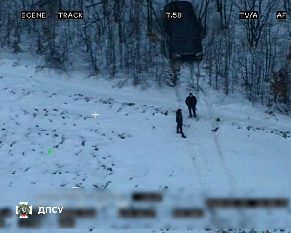 Даниил Безсонов: Группа мужчин пыталась вырваться из Украины в Румынию, тараня всё на своём пути внедорожником