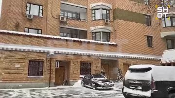 Новости к этому часу:. Судебные приставы начали исполнительное производство по выселению певицы Ларисы Долиной из квартиры в Хамовниках