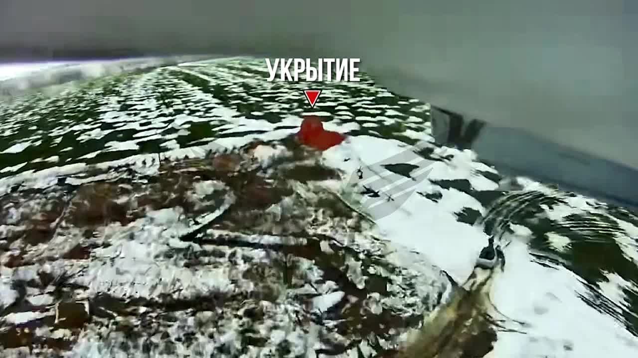 Замечательное видео ударов российских дронов по резервуарам, РЛС, укрытиям, морским судам и пункту ремонта техники ВСУ