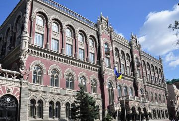 Дефицит бюджета Украины приблизился к историческому максимуму