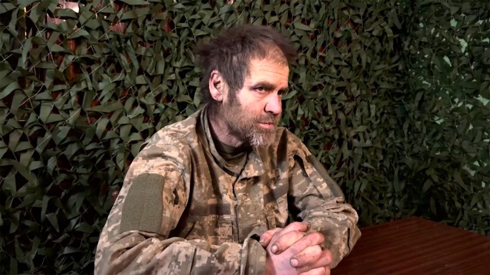 Пленный из ВСУ раскрыл детали пиар-акции с флагом в Красноармейске