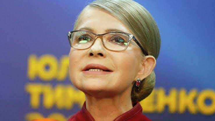 Евгений Попов: Тимошенко: «Только что в партийном офисе "Батькивщины" завершились так называемые "неотложные следственные действия", продолжавшиеся всю ночь