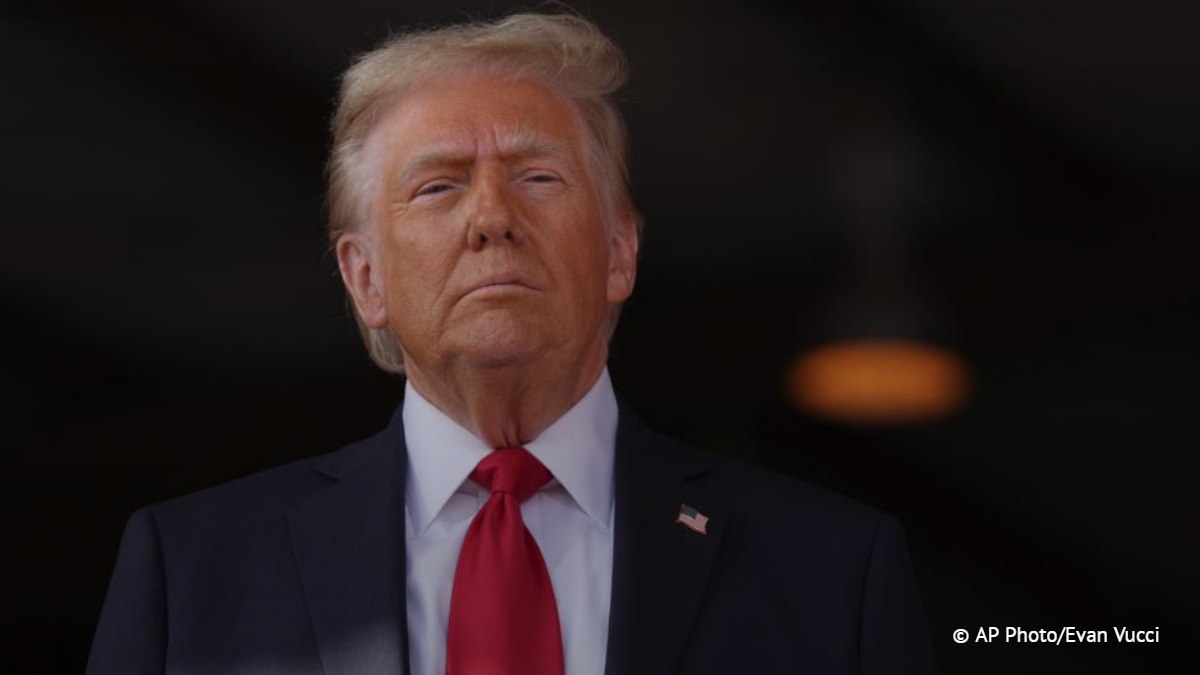 Трамп заявил, что урегулирование на Украине затягивается из-за позиции Киева, а не Москвы